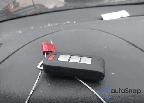 2014 Mitsubishi Outlander Se z USA, uszkodzony, nr VIN JA4AZ3A3XEZ018412